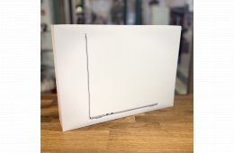 13. Apple MacBook Air 15