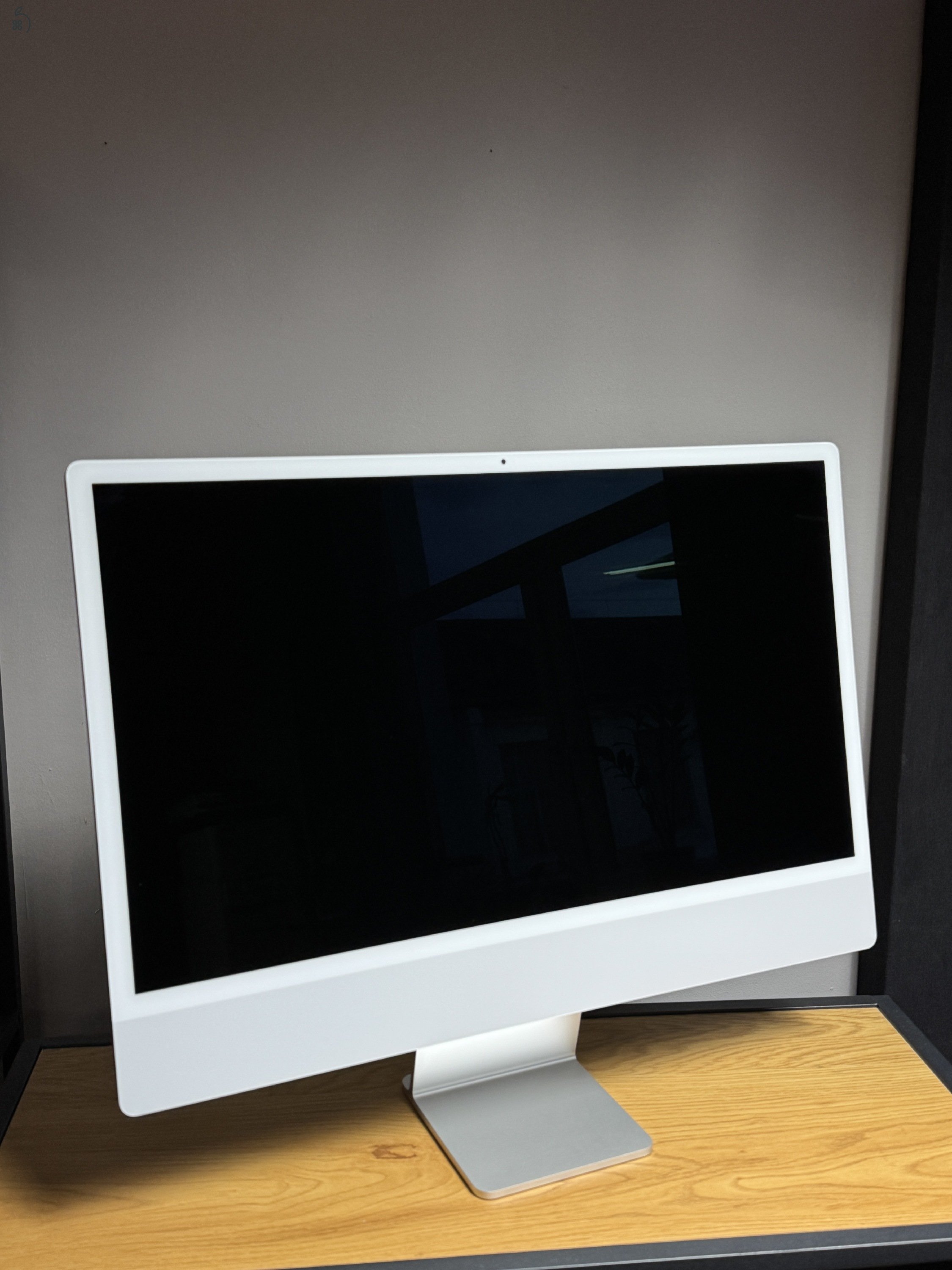 Keveset használt iMac 24” M1 16gb 256gb SSD ezüst színben