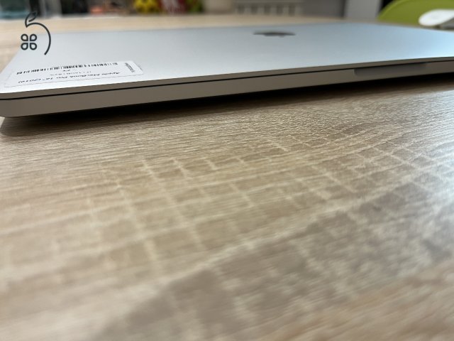 MacBook Pro 16