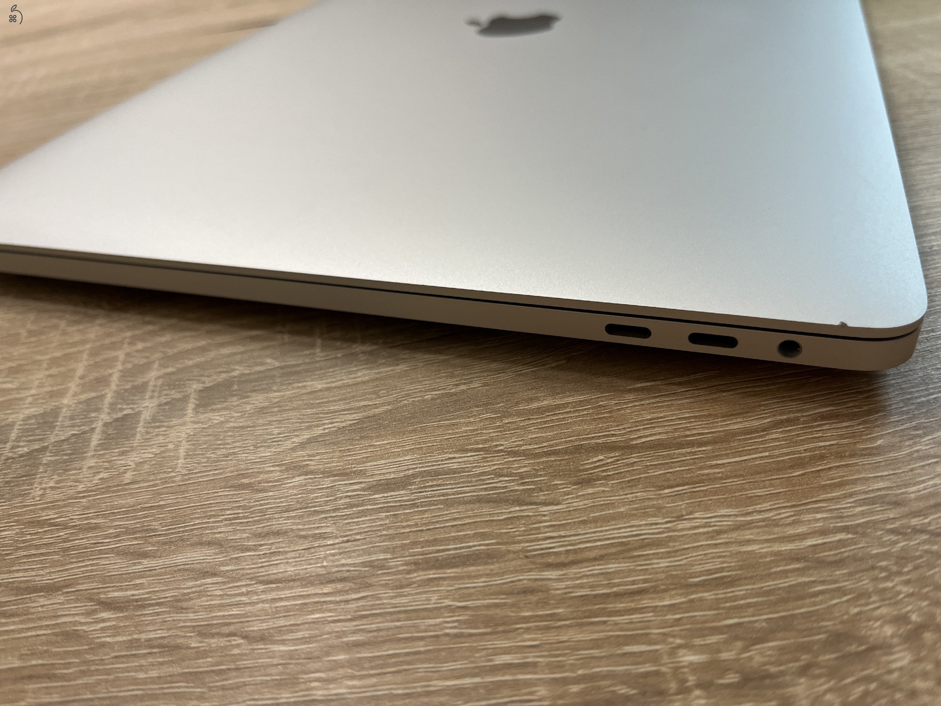 MacBook Pro 16