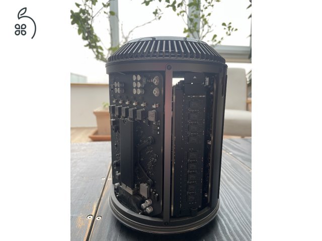 Mac Pro 6.1 (late 2013)