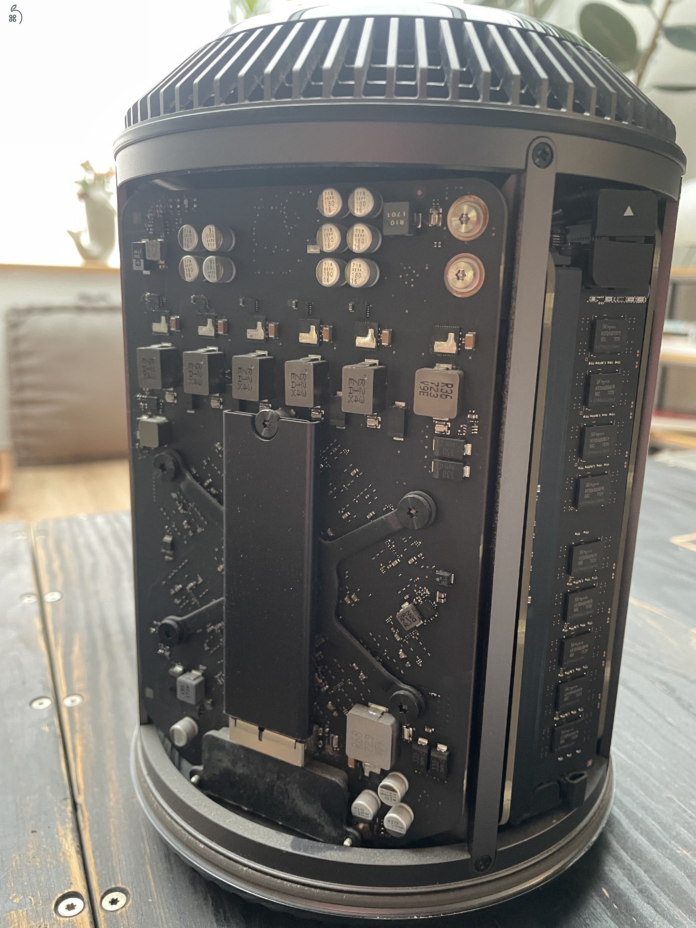 Mac Pro 6.1 (late 2013)