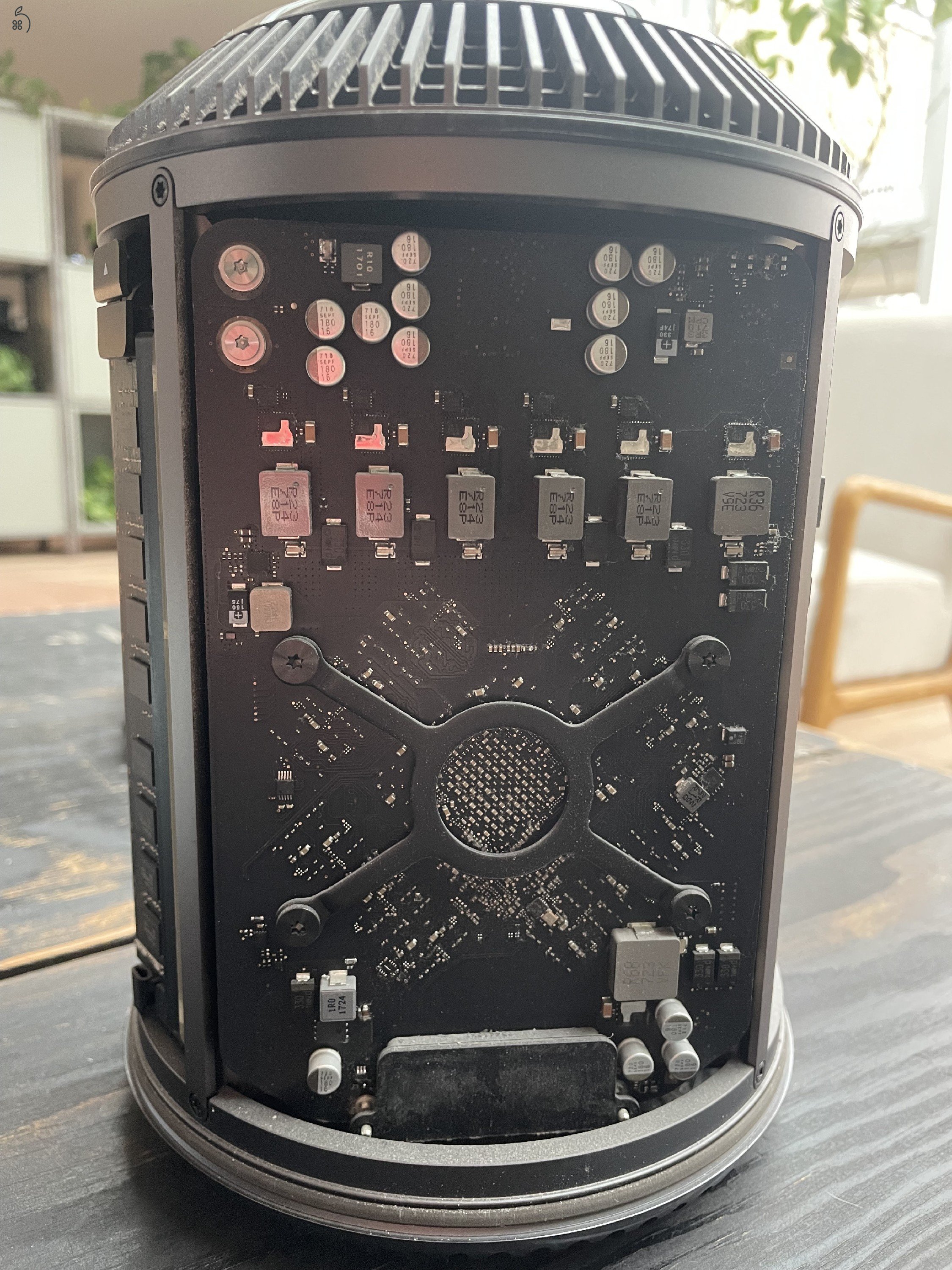 Mac Pro 6.1 (late 2013)