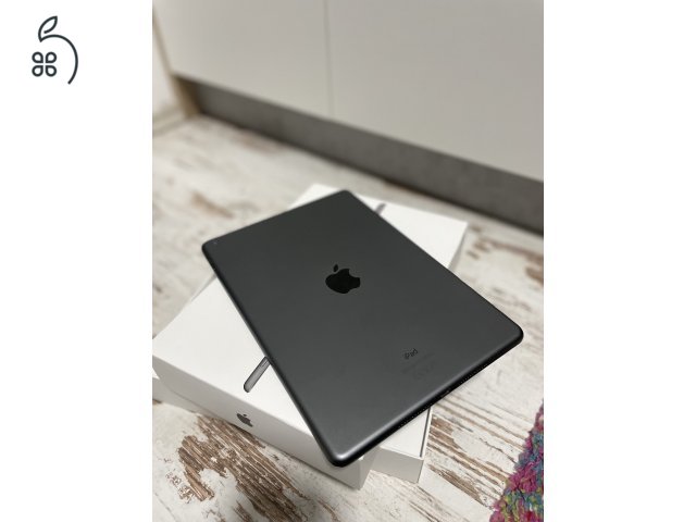 iPad 8 generácio 32GB