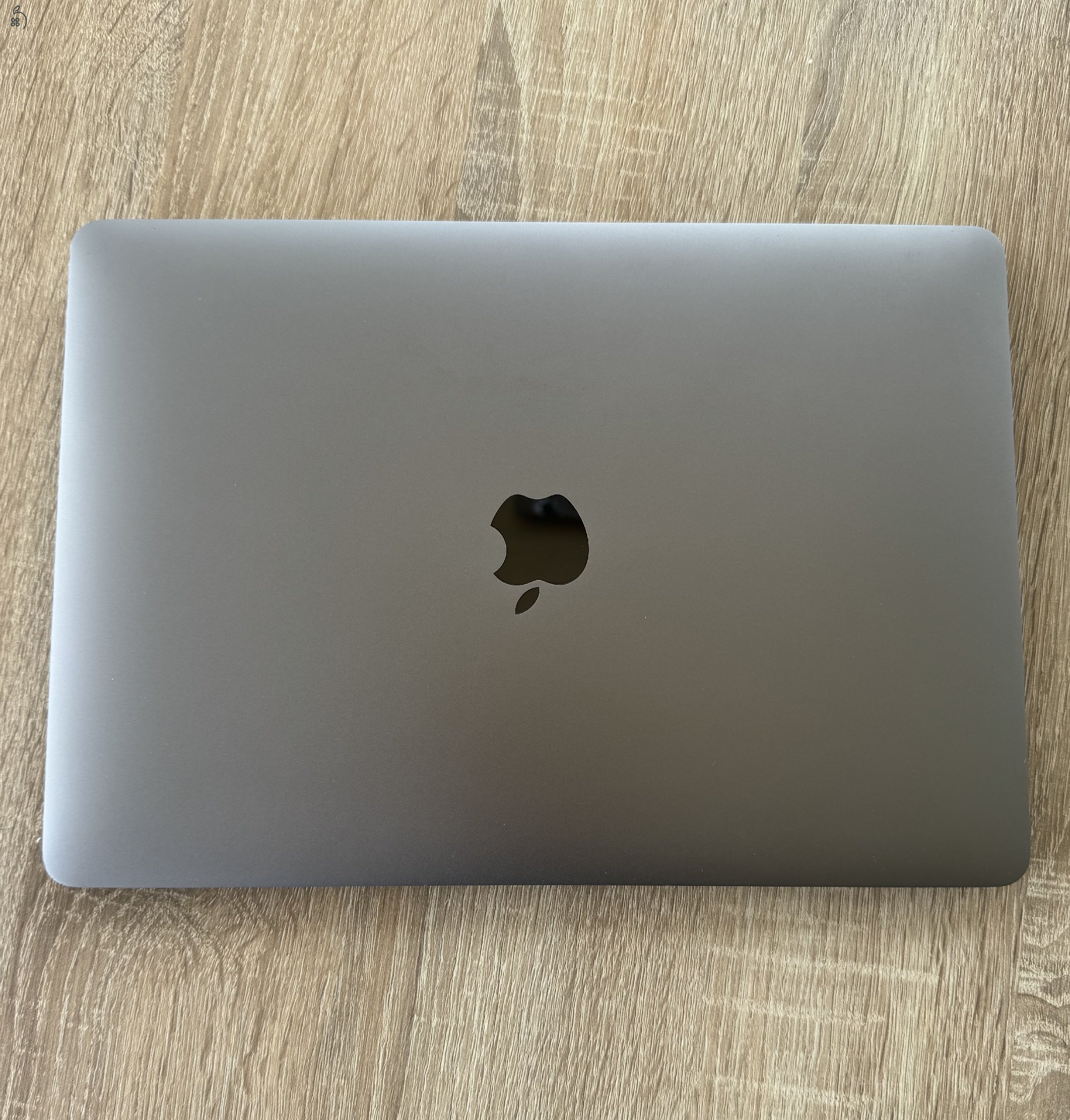 Macbook Air 13 2020, 256 GB, Szép állapot