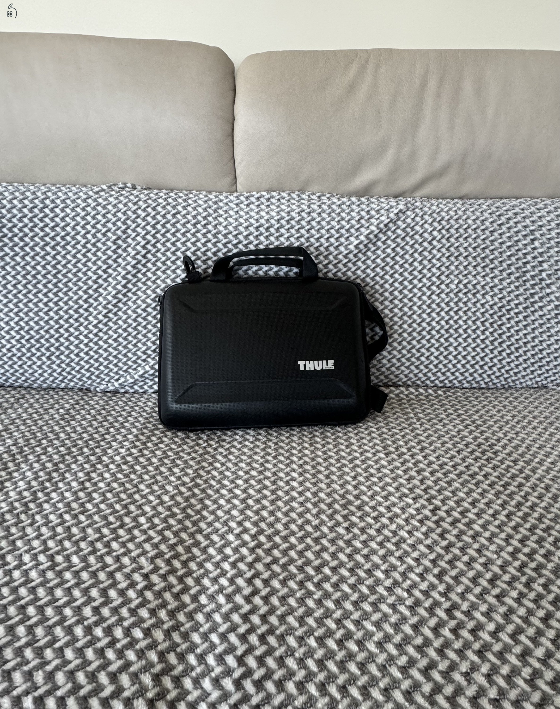Macbook Air 13 2020, 256 GB, Szép állapot