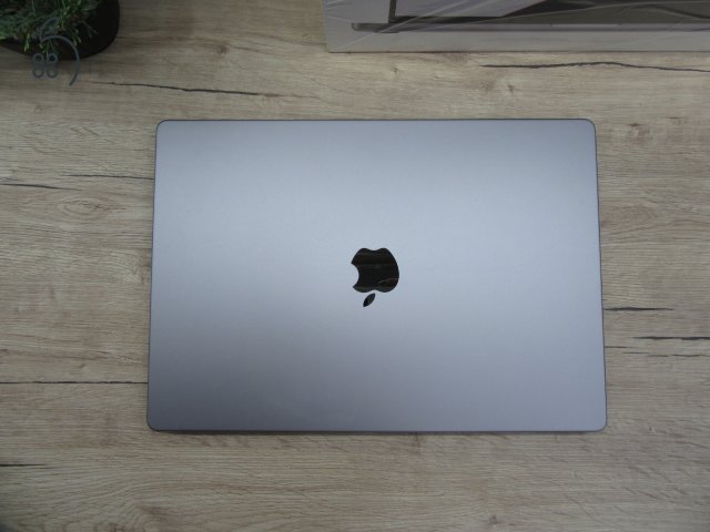 Apple Macbook 16 M1 Pro - 2021 - Használt, karcmentes