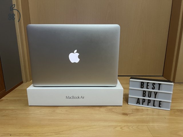 2017 MacBook Air 13 / i5 / 8GB / 128GB SSD / Új 100% Aksi / Korrekt Áron Eladó ! ! !