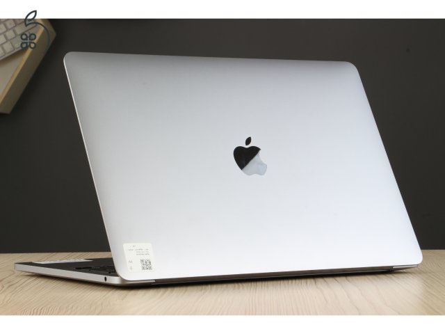 Újszerű Apple MacBook Pro 13