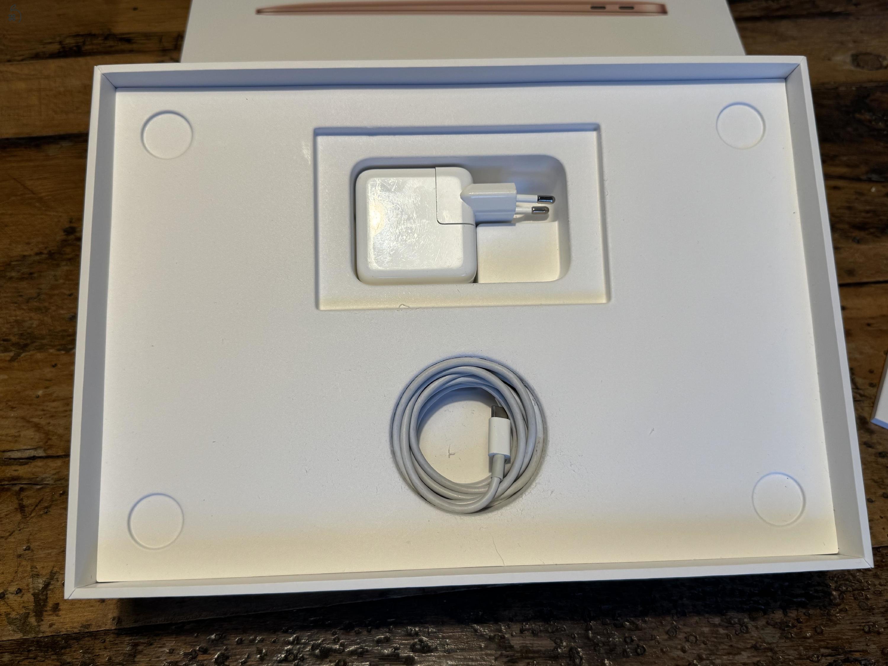 MacBook Air 13 Gold 2020