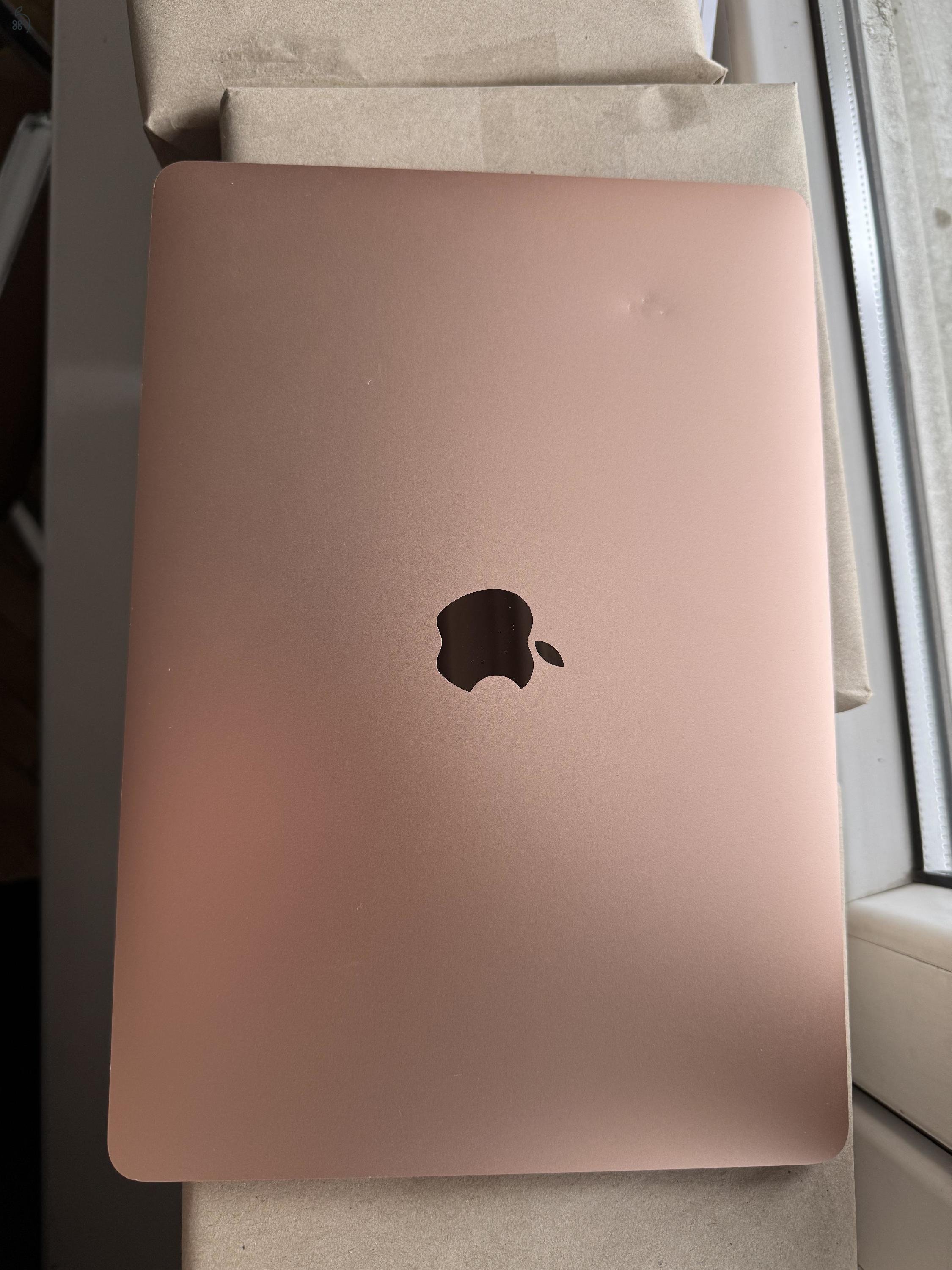 MacBook Air 13 Gold 2020