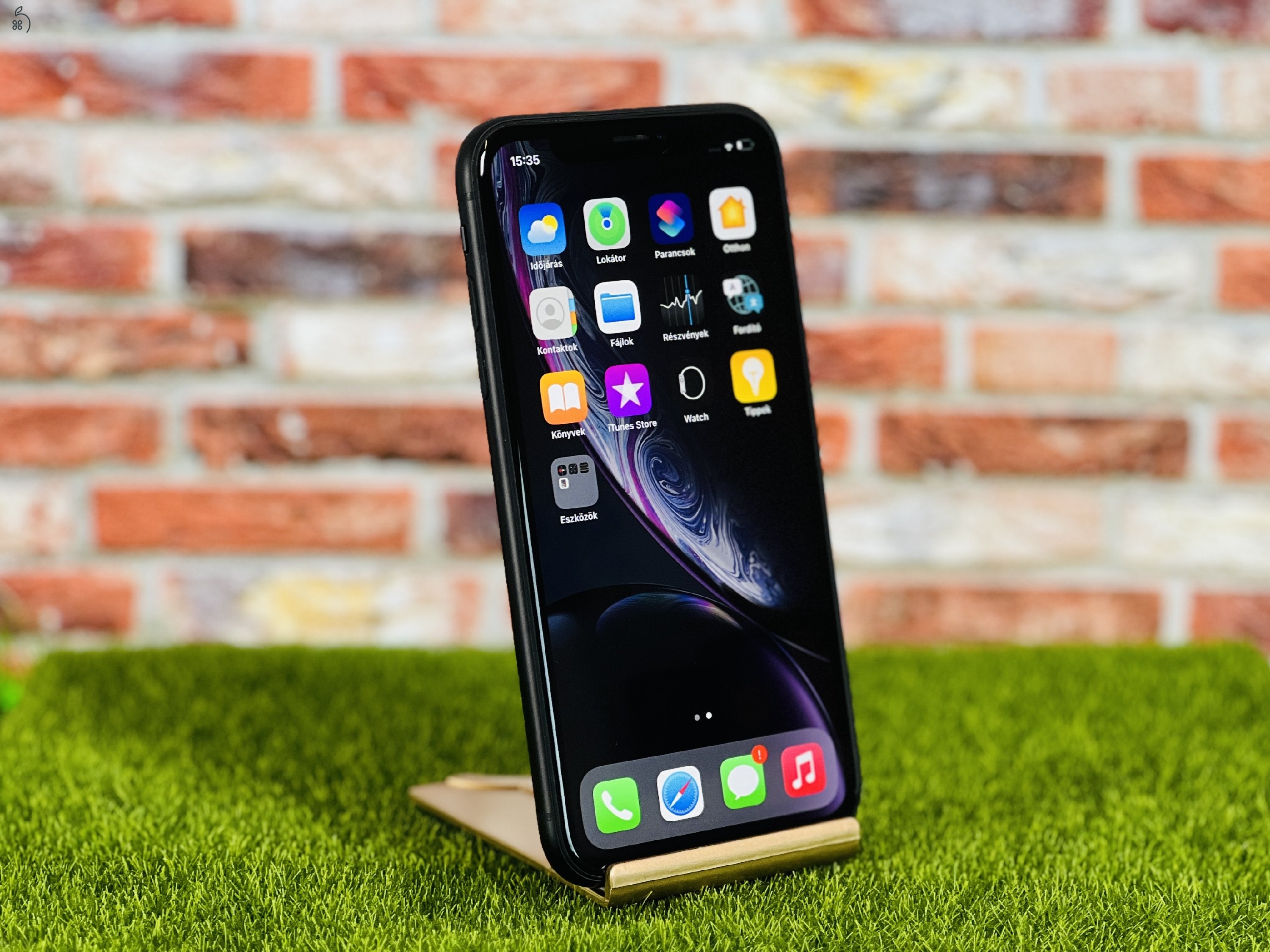 Apple Felújított Renewd iPhone XR 64 GB Black szép állapotú - 24 HÓ GARANCIA - 044