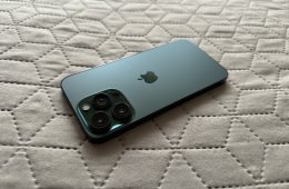 Eladó szép állapotú Apple iPhone 13 Pro 128GB Alpine Green, kártyafüggetlen készülék!