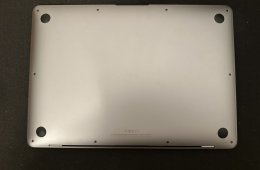 2020 MacBook Air M1 / 8GB / 256GB SSD