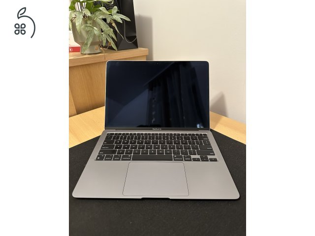 2020 MacBook Air M1 / 8GB / 256GB SSD