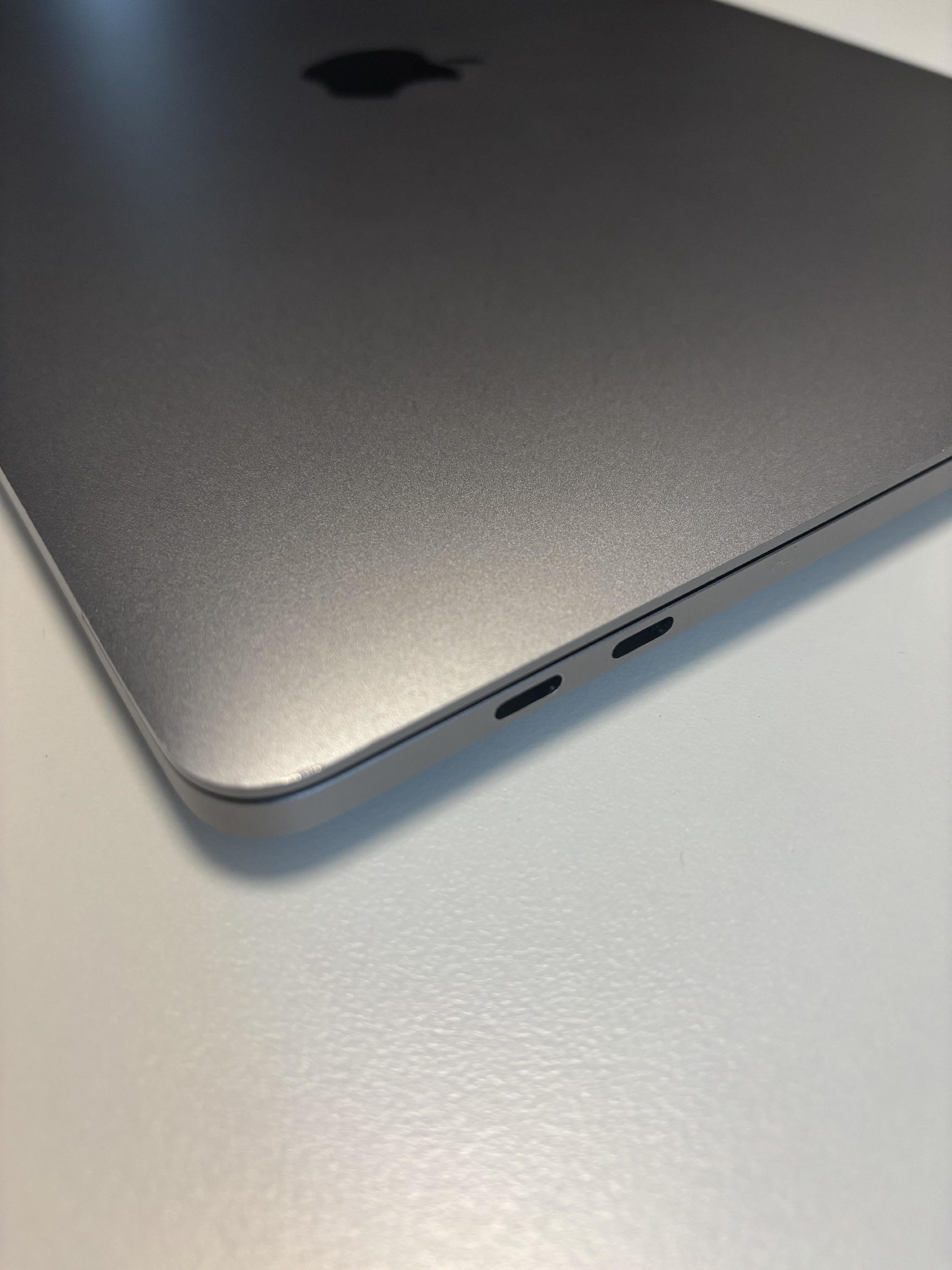 Macbook Pro Retina 13