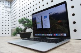 Apple Retina Macbook Air 13 - 2019 - Használt, megkímélt