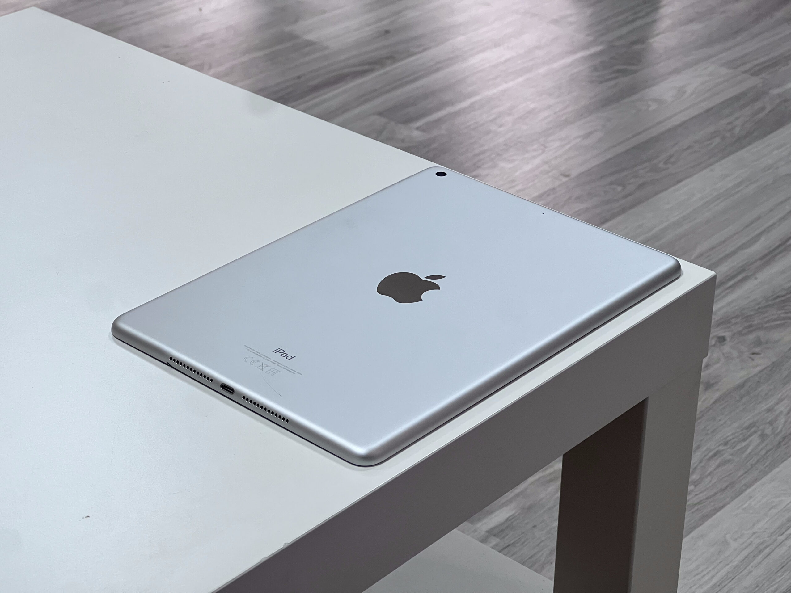iPad 6th Generáció Silver 32GB 2 Év Garanciával Számlával Aksi 91%