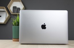 Apple Macbook Pro 13