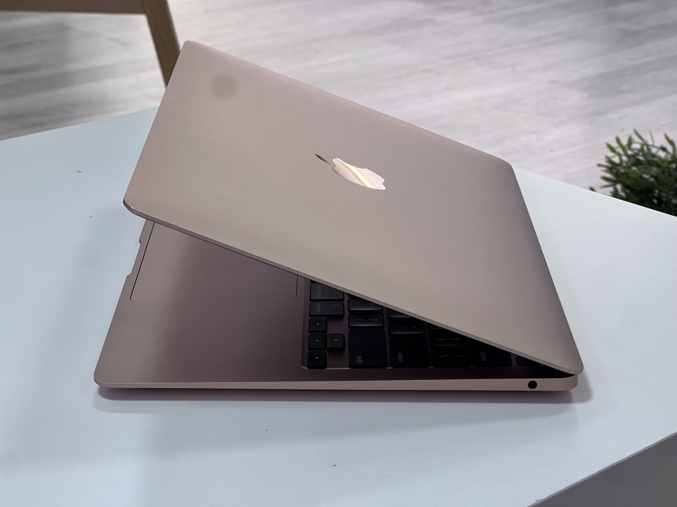 MacBook Air 2020 13 M1 256GB 2 ÉV Garanciával Számlával