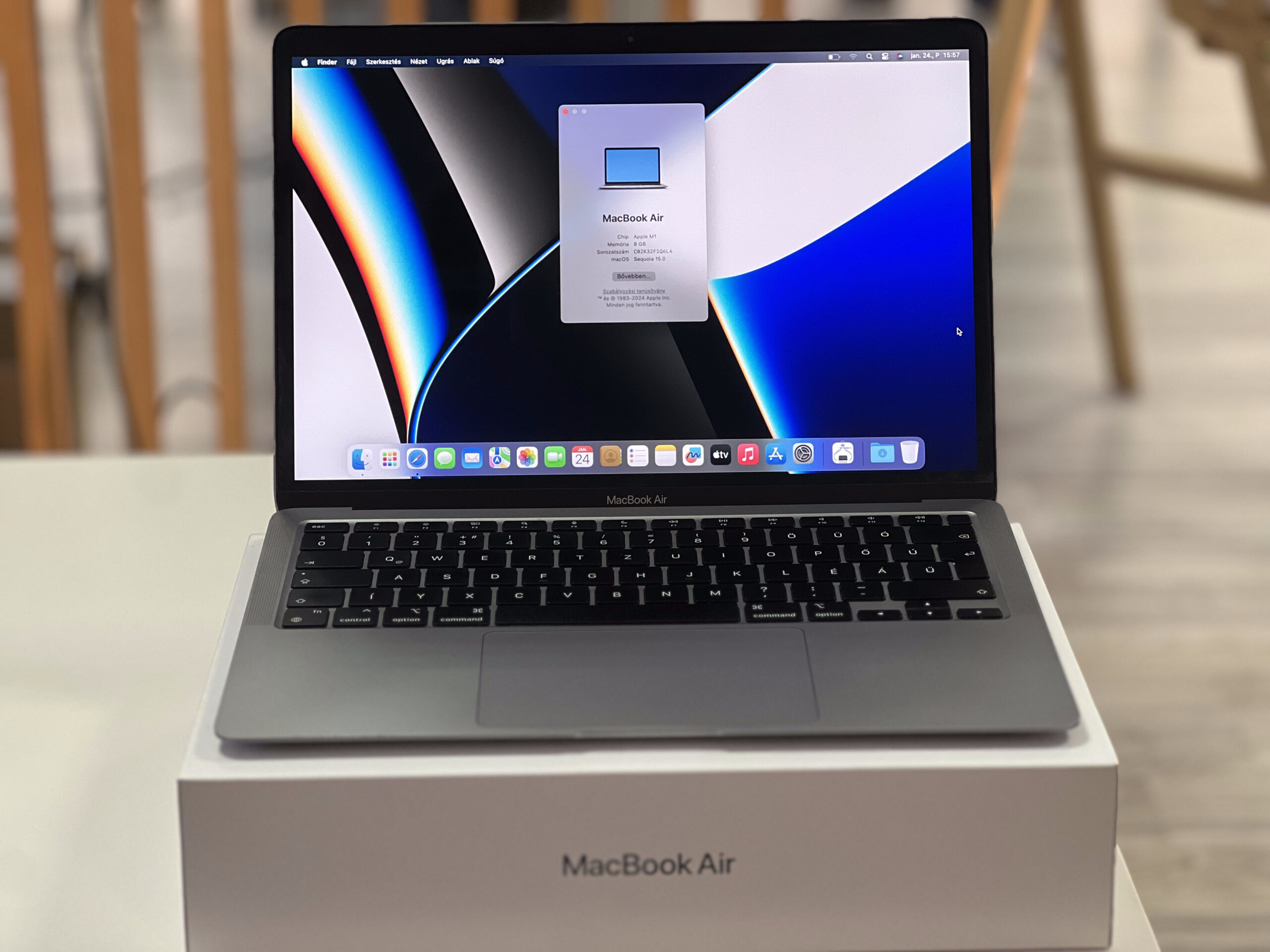 MacBook Air 2020 13 M1 256GB 2 ÉV Garanciával Számlával Aksi 91%