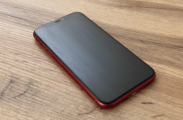 Független iPhone 11 64GB Product RED