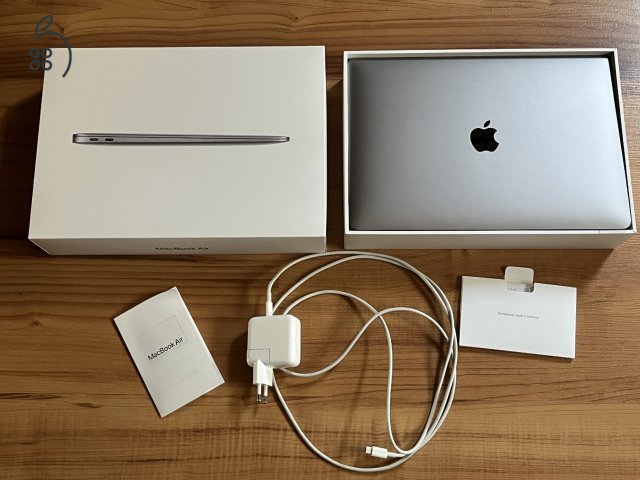 Eladó MacBook Air A2337 M1/256GB/8GB 2023.februári