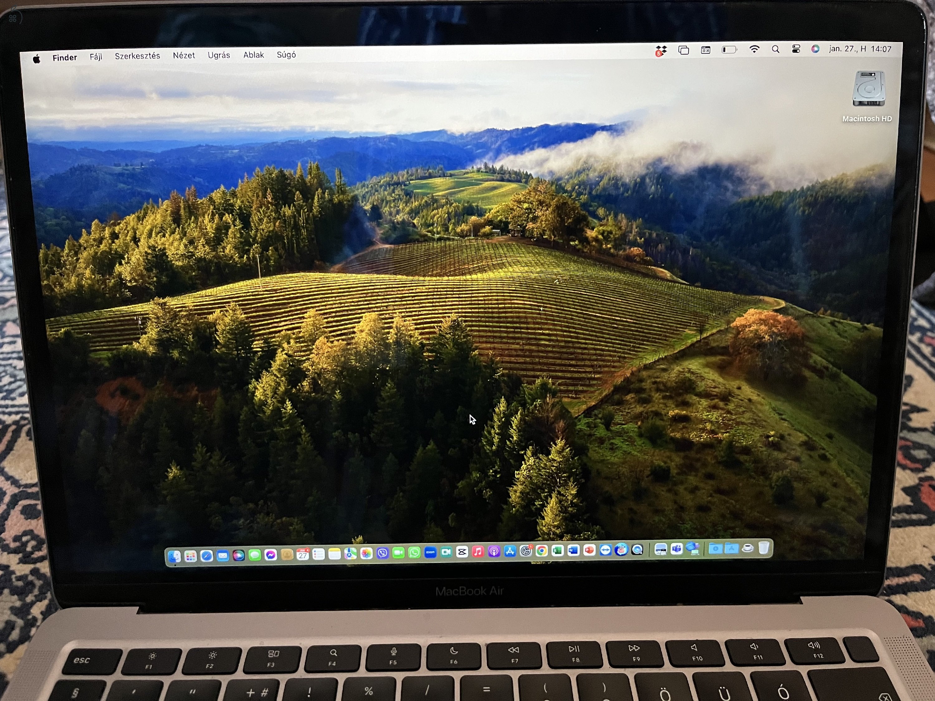 Eladó MacBook Air A2337 M1/256GB/8GB 2023.februári