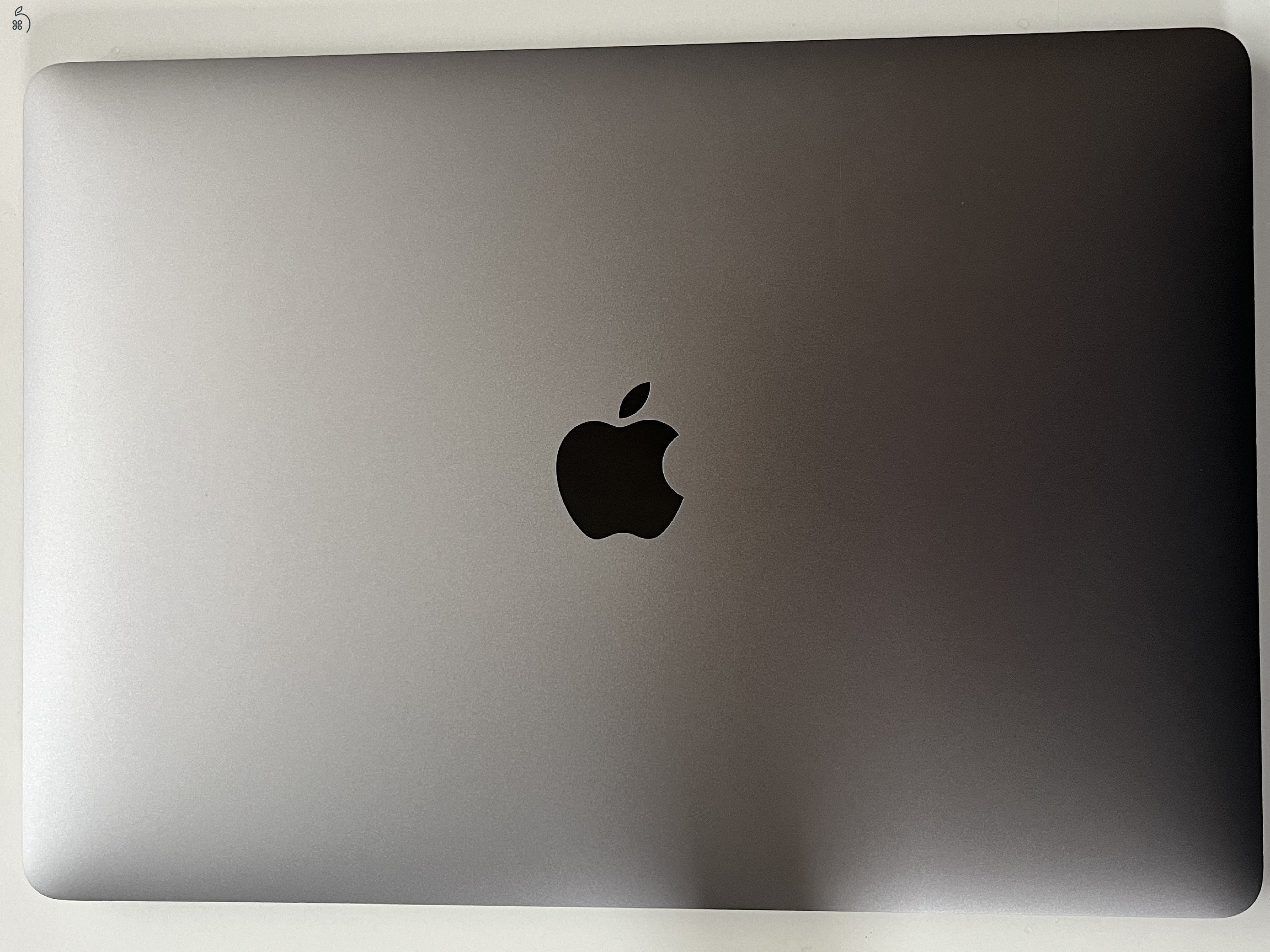Eladó MacBook Air A2337 M1/256GB/8GB 2023.februári