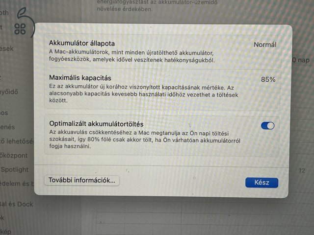 Eladó MacBook Air A2337 M1/256GB/8GB 2023.februári