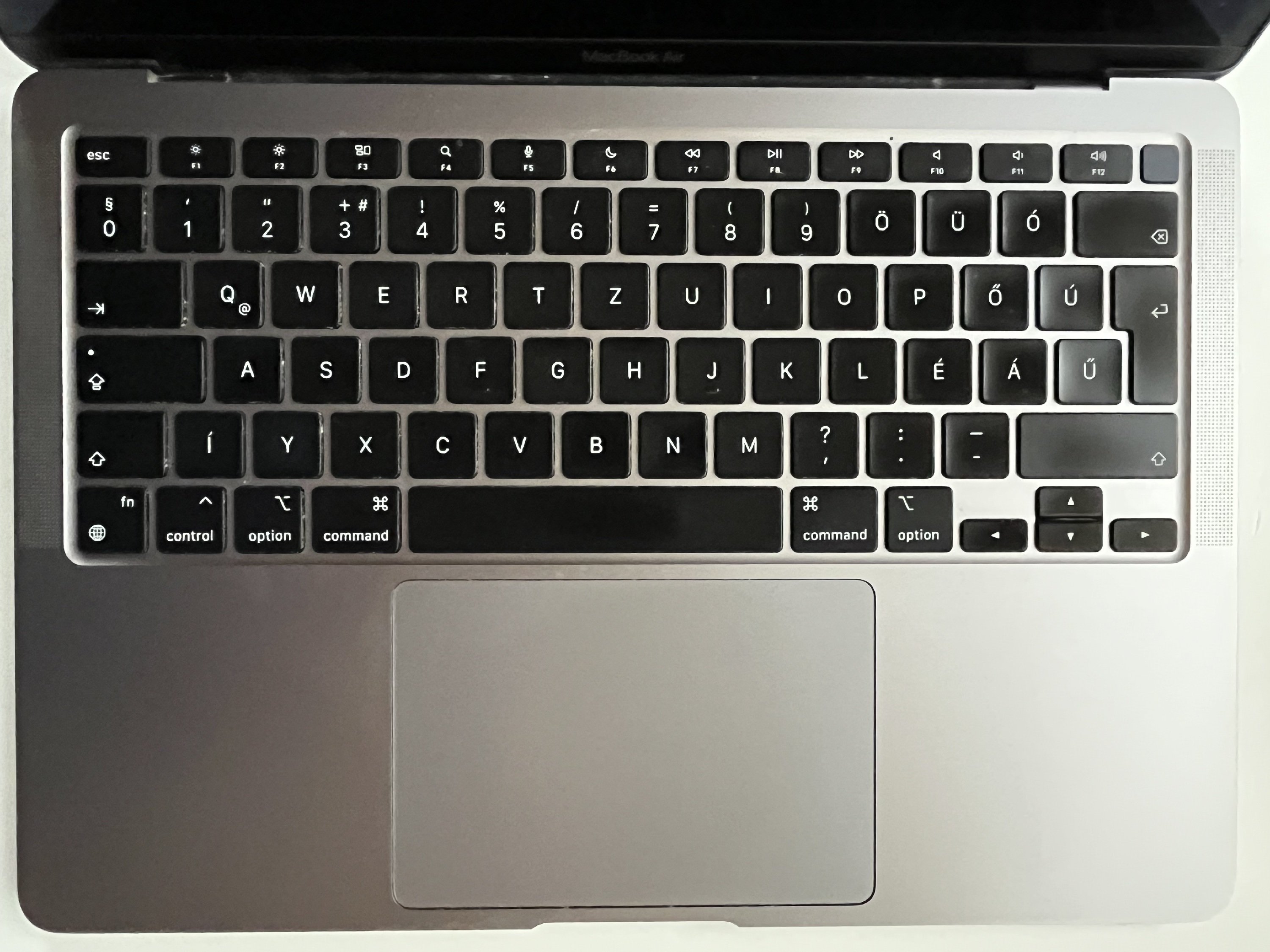 Eladó MacBook Air A2337 M1/256GB/8GB 2023.februári