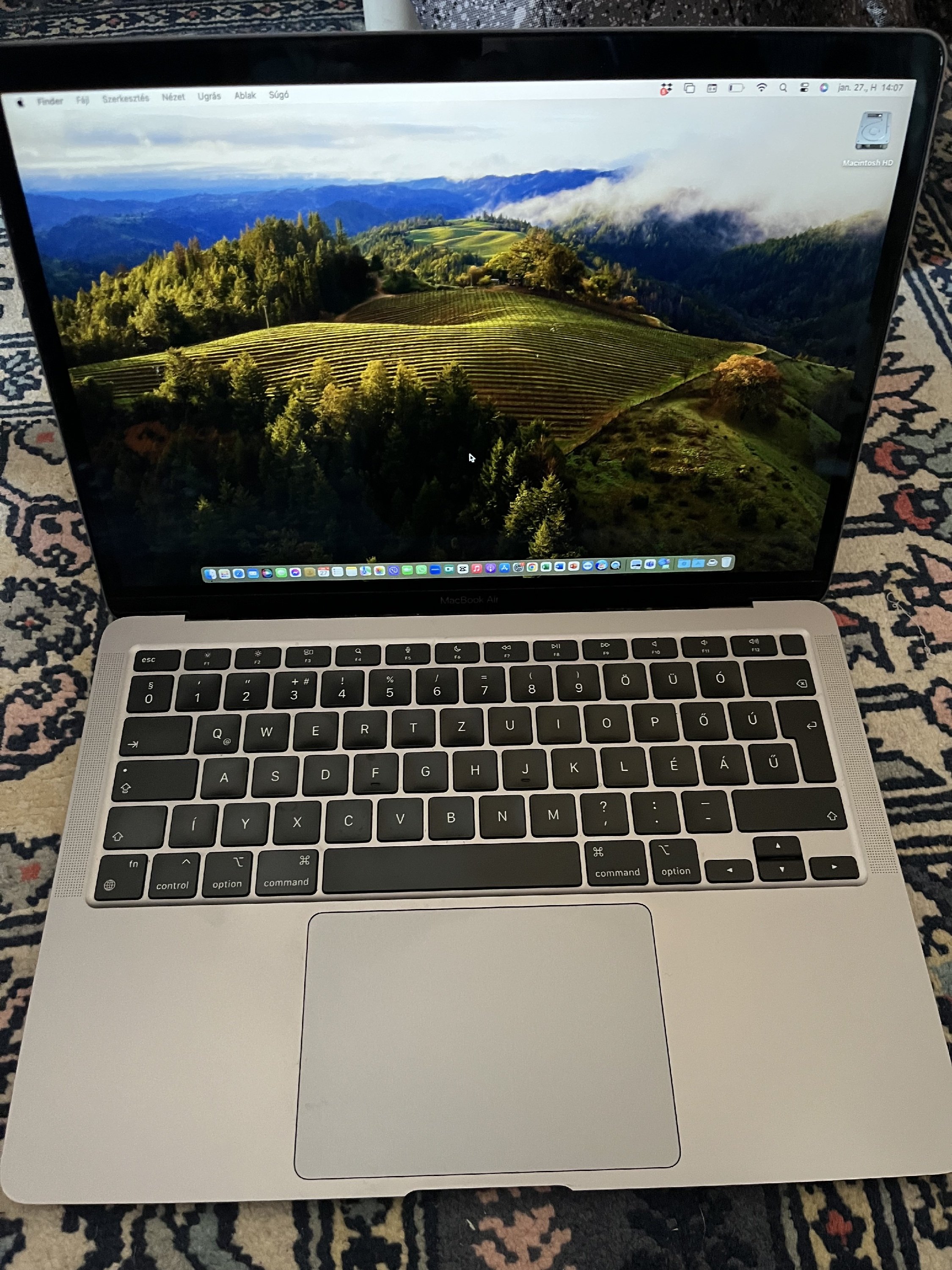Eladó MacBook Air A2337 M1/256GB/8GB 2023.februári