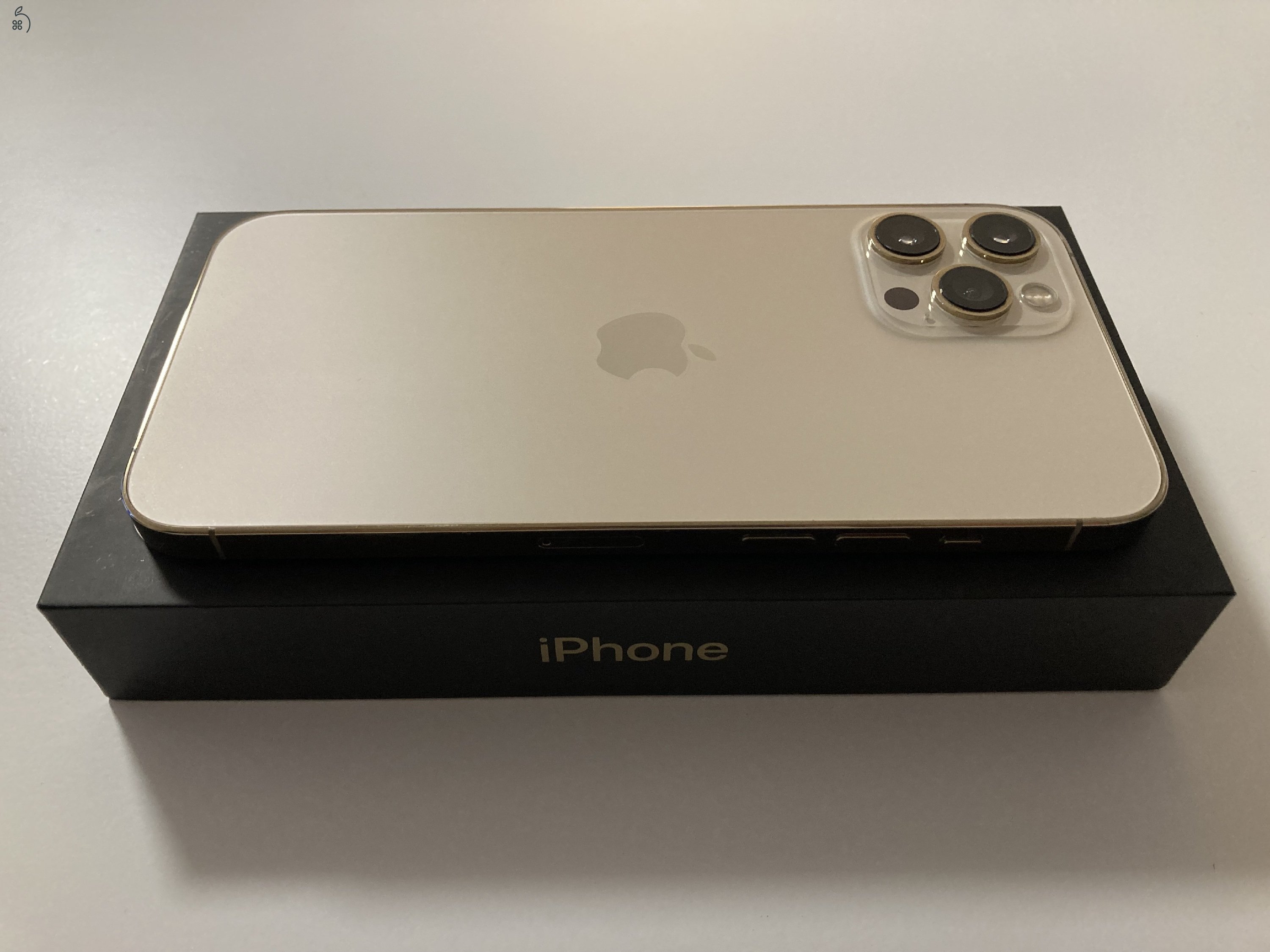 iPhone 12 Pro Max 128 GB, arany