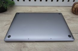 Apple Retina Macbook Pro 16 Touchbar - 2019 - Használt, megkímélt