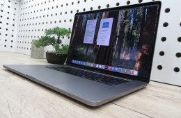  Apple Retina Macbook Pro 16 Touchbar - 2019 - Használt, megkímélt 