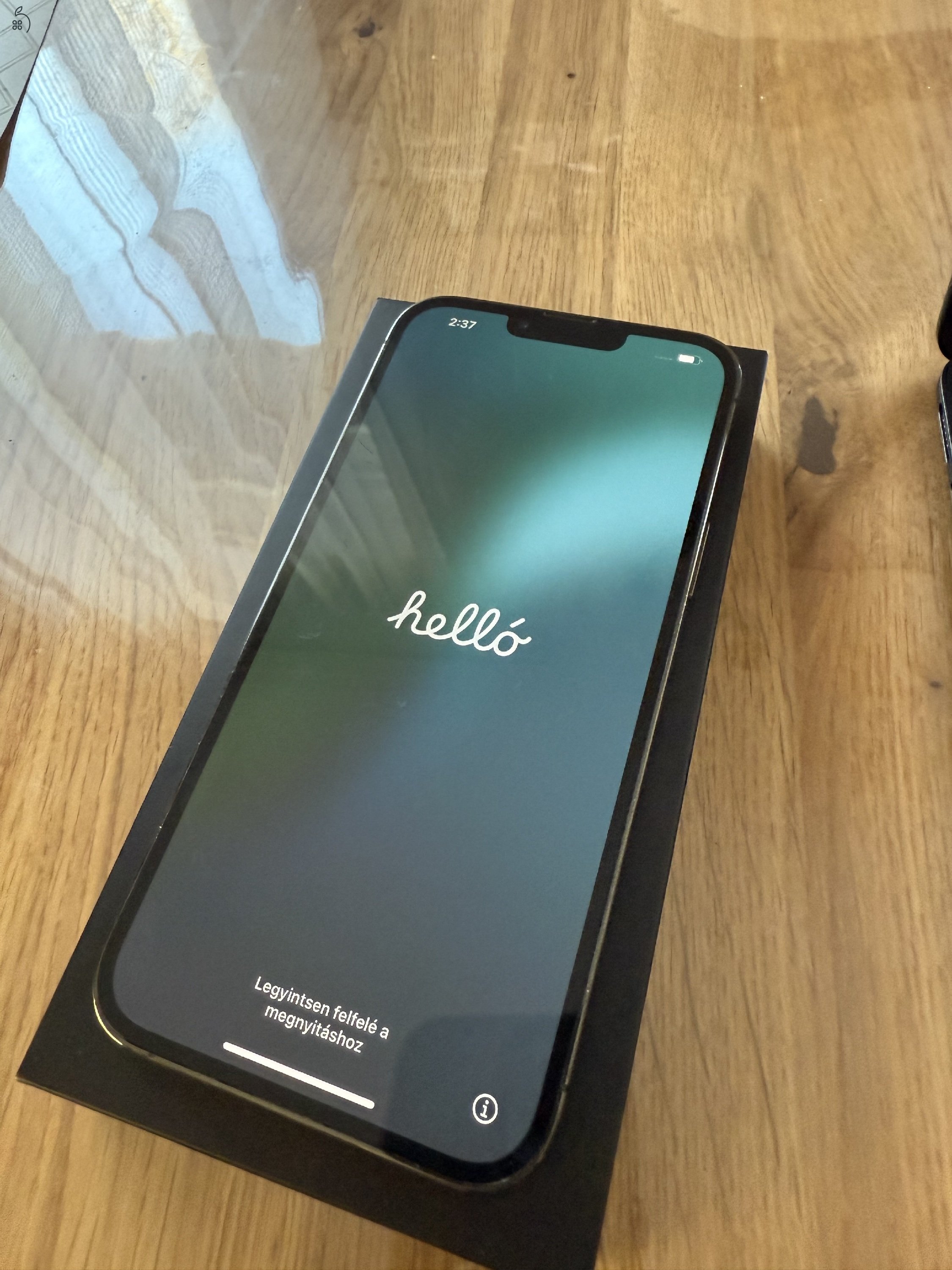 Használt Kártyafüggetlen IPhone 13 Pro Max 128 GB Grafitszürke