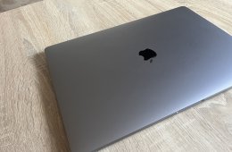 Apple Macbook Pro 16