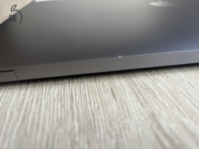 Apple Macbook Pro 16