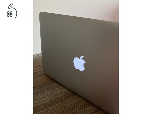 Szép állapotú MacBook Air