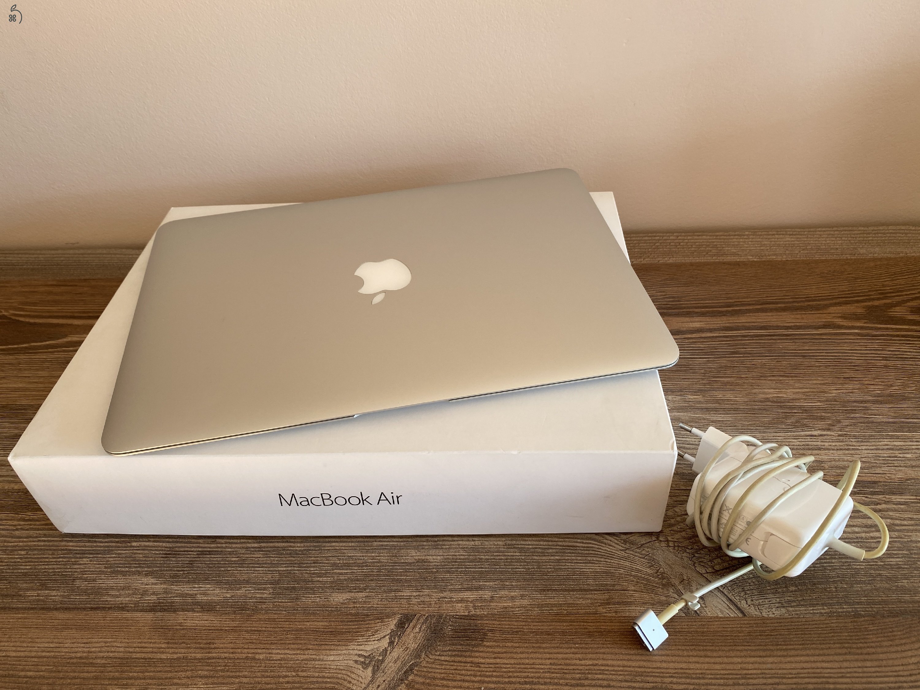 Szép állapotú MacBook Air