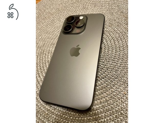 Fekete iPhone 15 pro eladó