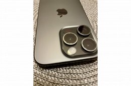 Fekete iPhone 15 pro eladó