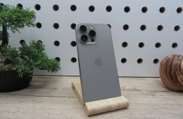 Apple iPhone 16 Pro Max - Natural Titanium - Használt, karcmentes