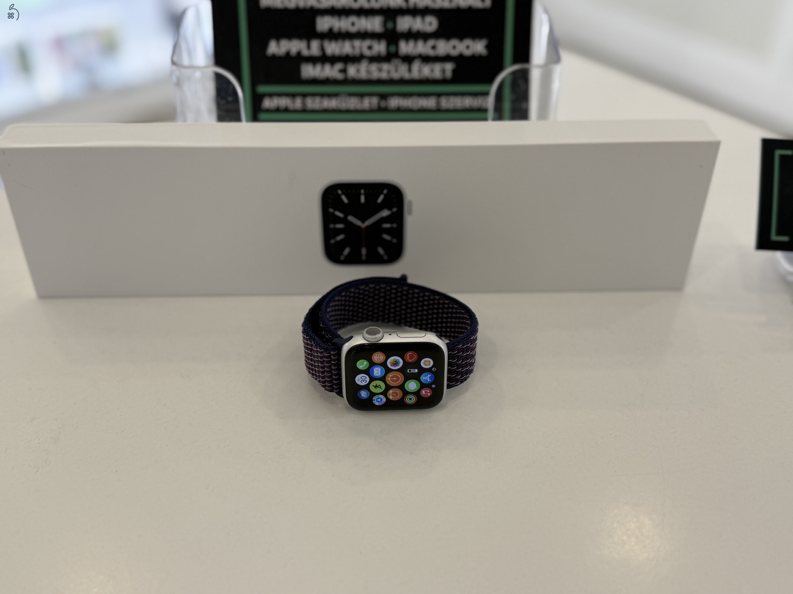 Apple Watch 6 40mm Használt/1-3 hónap gar./Akku 84%/p4015/