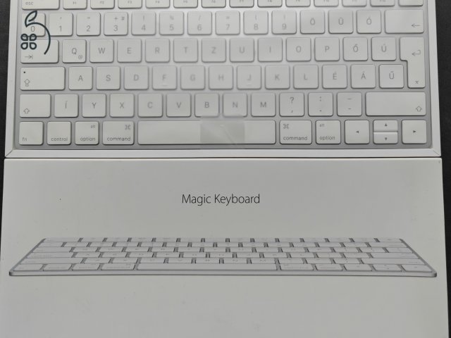 Apple Magic Keyboard (magyar)