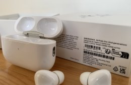 Apple AirPods Pro 2nd gen. + MagSafe tok hibátlan