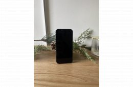 iPhone 13 - 128 GB / kártyafüggetlen / éjfekete / eredeti gyári akkumulátor