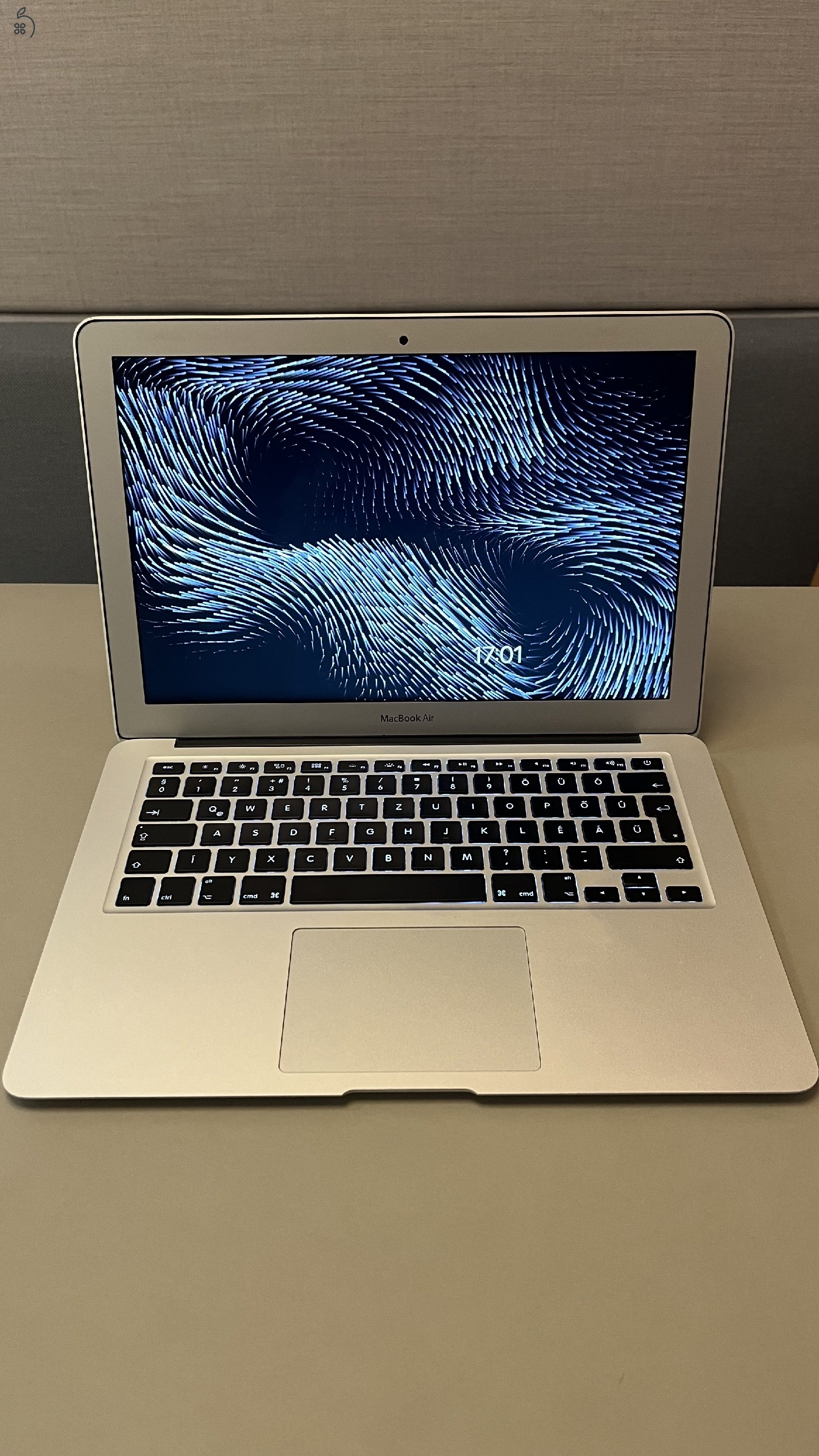 Apple MacBook Air 13” 2017 i5 8gb / 128 gb