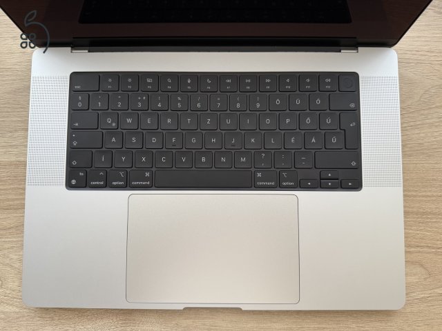 MacBook Pro 16