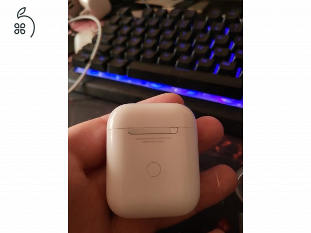 UTOLSÓ ÁR! AirPods 2 Vezetéknélküli töltőtok+baloldal